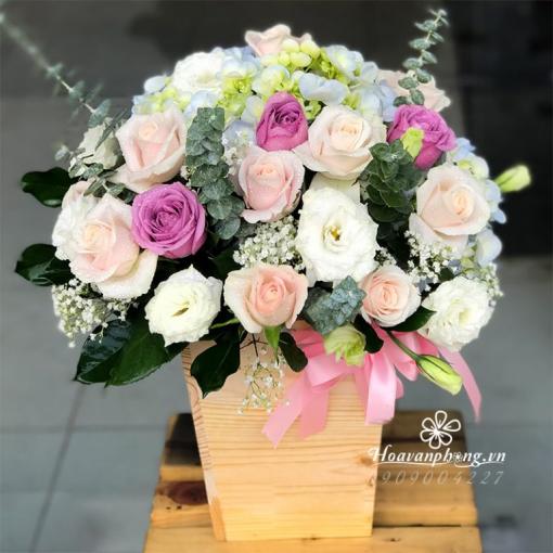 Hộp Hoa Chúc Mừng Khai Trương Ý Nghĩa “Sắc Hoa Tinh Khôi”