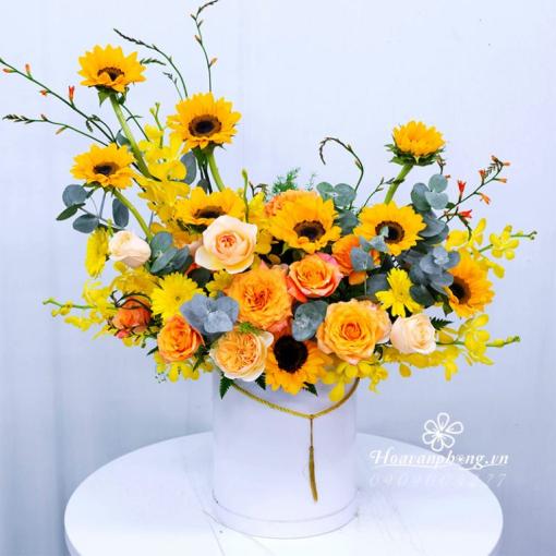 Hộp Hoa Tặng Khai Trương “Nắng Mai Rực Rỡ”