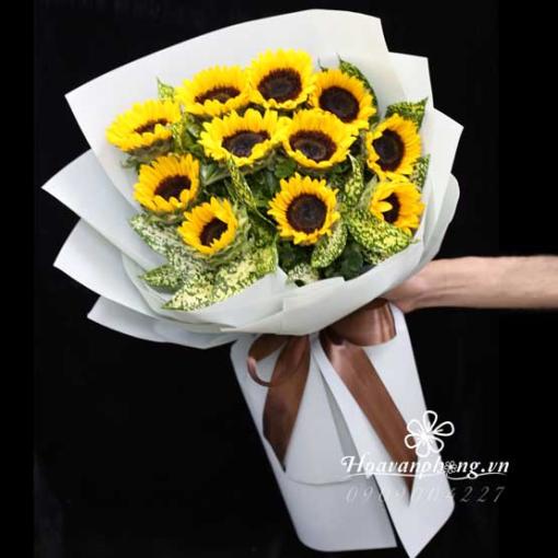 Bó Hoa Sinh Nhật Rực Rỡ “Mãi Mãi Một Tình Yêu”