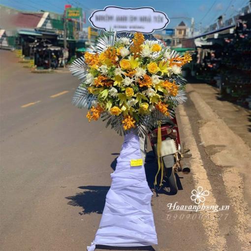 Kệ Hoa Chia Buồn Trầm Lắng “Lời Tiễn Biệt Trang Nghiêm”