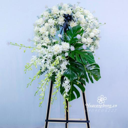 Kệ Hoa Chia Buồn Ý Nghĩa “Tiễn Đưa”