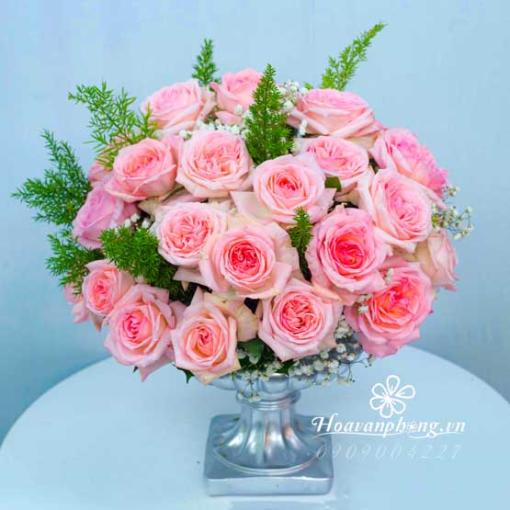 Bình Hoa Tươi Sang Trọng Tặng Sinh Nhật “Tuổi Mới Bình An”