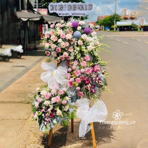 Kệ Hoa Chia Buồn Chia Ly “Niềm Thương Tiếc Vô Hạn”