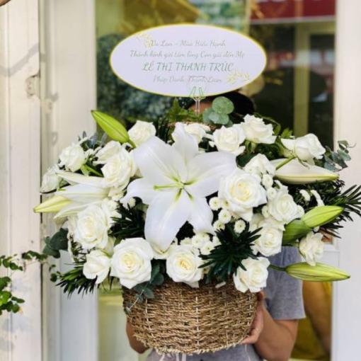 Giỏ Hoa Tươi Viếng Lễ “Hoa Trắng Tiếc Thương”