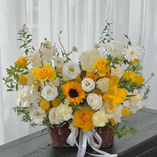 Giỏ Hoa Chia Buồn Tâm Giao “Nắng Dịu Tiễn Đưa”