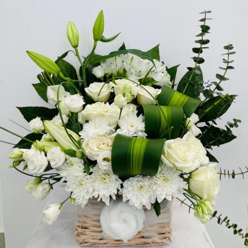 Giỏ Hoa Viếng Chia Buồn Người Thân “An Yên Tiễn Biệt”