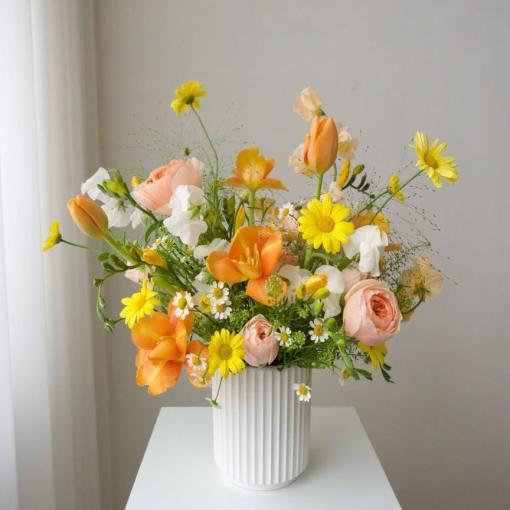 Bình Hoa Tulip Mix Cam Vàng Tươi Sáng
