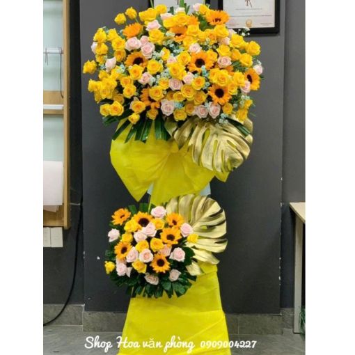 Kệ Hoa Khai Trương Tặng Khách Hàng “Hồng Phát Sung Túc”