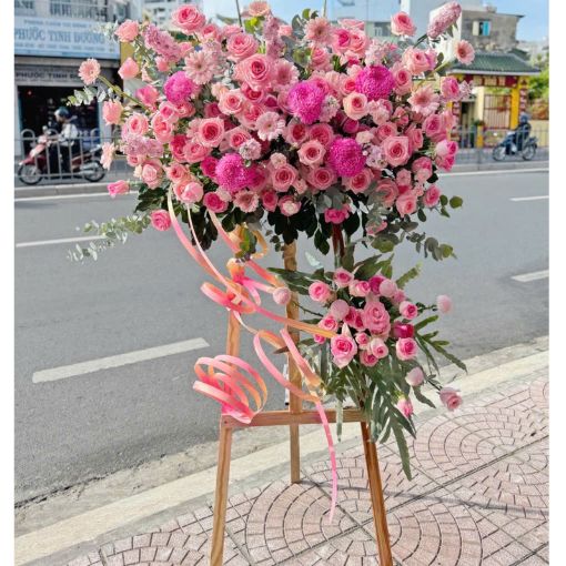 Kệ Hoa Khai Trương Tặng Bạn Bè “Thành Công Vang Danh”