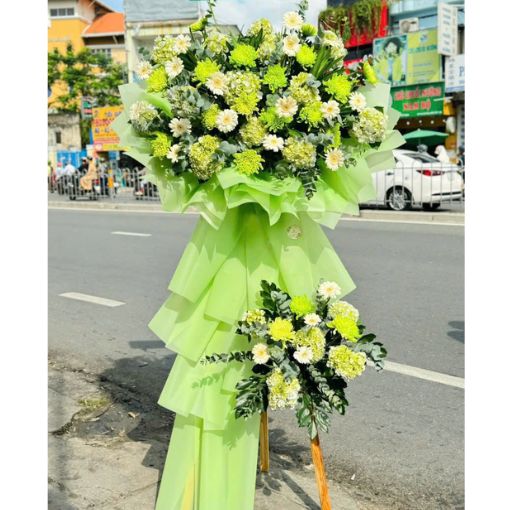 Kệ Hoa Khai Trương Thiết Kế Độc Đáo “Khởi Đầu Xanh Tươi”