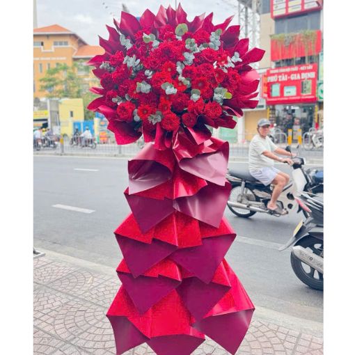 Kệ Hoa Chúc Mừng Nổi Bật Đại Thắng Lợi