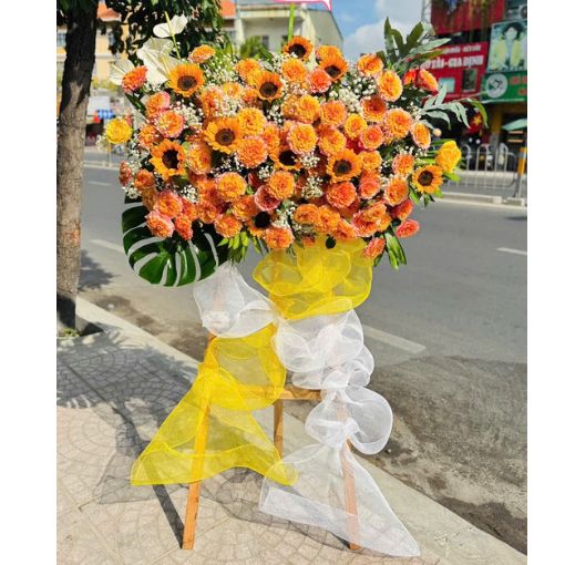 Kệ Hoa Chúc Mừng Khai Trương Đẹp “Sắc Cam Rạng Rỡ”