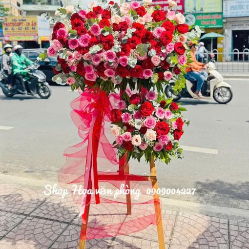 Kệ Hoa Tặng Khai Trương Spa Ngọt Ngào