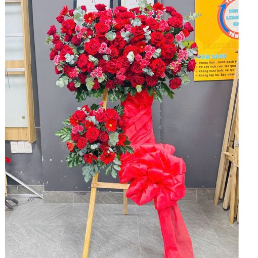 Kệ Hoa Khai Trương Cửa Hàng Sang Trọng