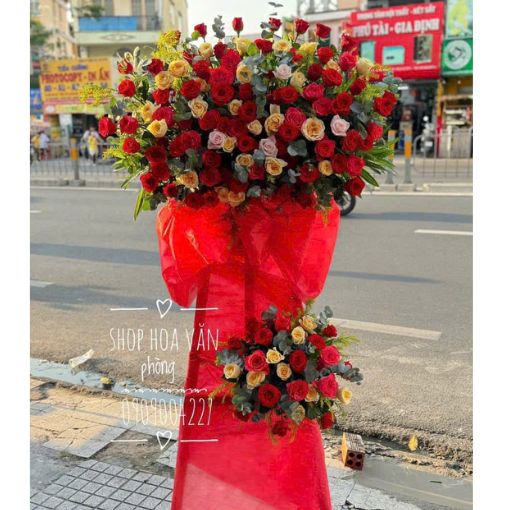 Kệ Hoa Tặng Khai Trương Khởi Đầu Rực Rỡ