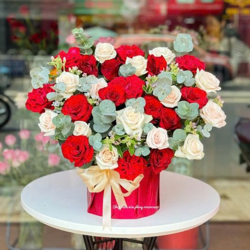 Hộp Hoa Khai Trương Đỏ May Mắn
