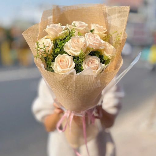 Bó Hoa Sinh Nhật Hồng Kem Tinh Khôi