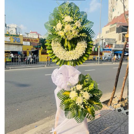 Kệ Hoa Chia Buồn Xót Thương