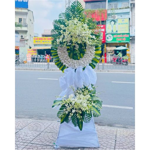 Kệ Hoa Chia Buồn Giá Rẻ Từ Biệt