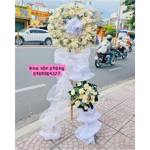 Kệ Hoa Chia Buồn Trắng Tinh Khôi