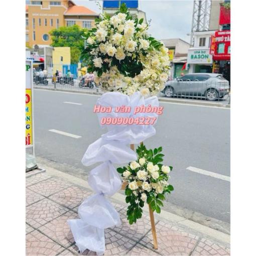 Vòng Hoa Chia Buồn Về Nơi Bình Yên