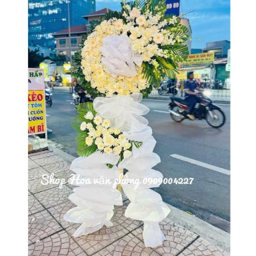 Kệ Hoa Tang Lễ Khúc Nhạc Buồn