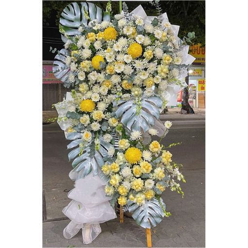 Kệ Hoa Chia Buồn Bạn Bè Tiễn Bước Người Đi
