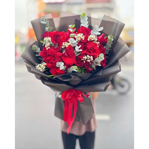 Bó Hoa Sinh Nhật Lãng Mạn Midnight Red