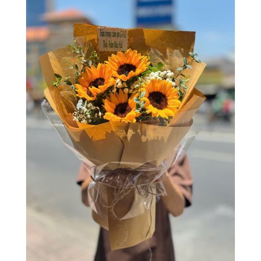 Bó Hoa Sinh Nhật Tặng Bạn Thân Golden Smile