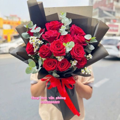 Bó Hoa Sinh Nhật Đỏ Rực Rỡ