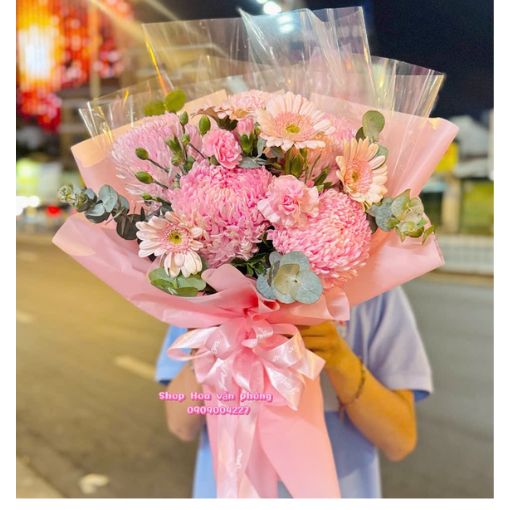 Bó Hoa Sinh Nhật Blushing Charm