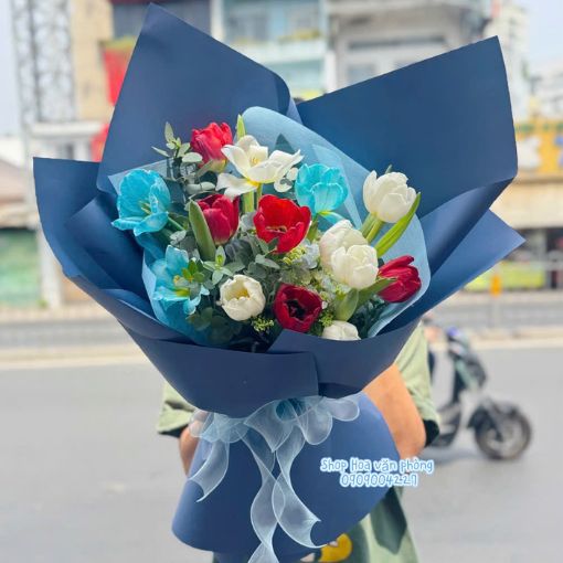 Bó Hoa Tulip Đa Sắc Thanh Lịch