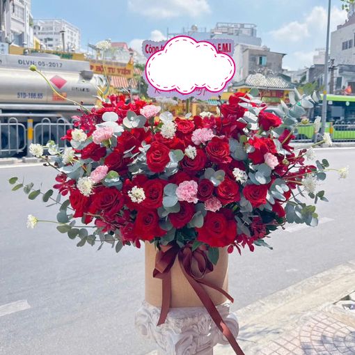Hộp Hoa Sinh Nhật Tuổi Mới Thịnh Vượng