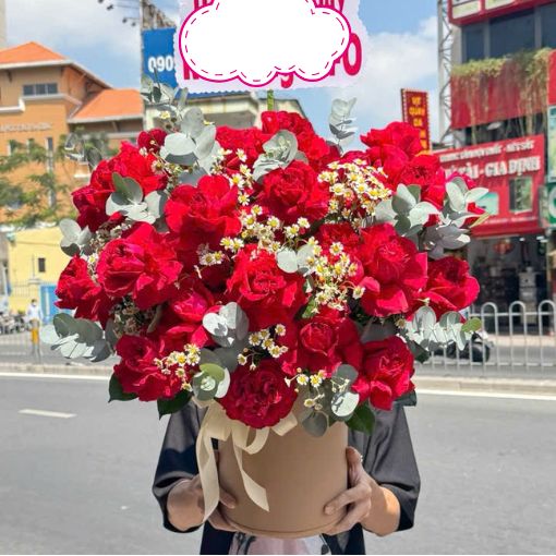 Hộp Hoa Sinh Nhật Rực Đỏ Quyền Lực