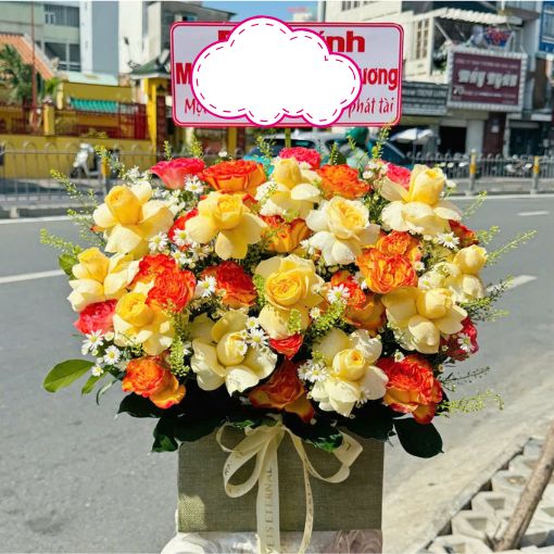 Hộp Hoa Tặng Sinh Nhật Tỏa Sáng