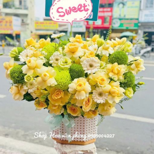 Hộp Hoa Sinh Nhật Ánh Dương Hạnh Phúc