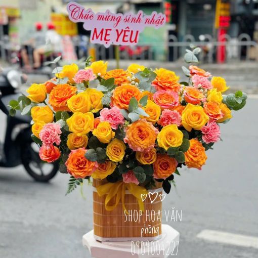 Hộp Hoa Sinh Nhật Nắng Yêu Thương