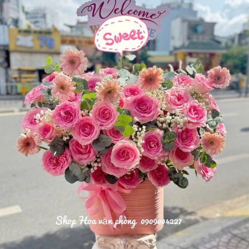 Hộp Hoa Sinh Nhật Cho Vợ Nồng Ấm