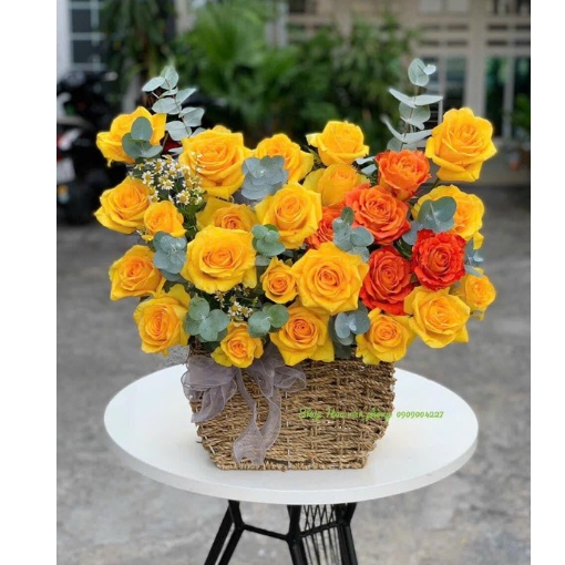 Giỏ Hoa Khai Trương Nhà Hàng Ánh Dương Thịnh Vượng