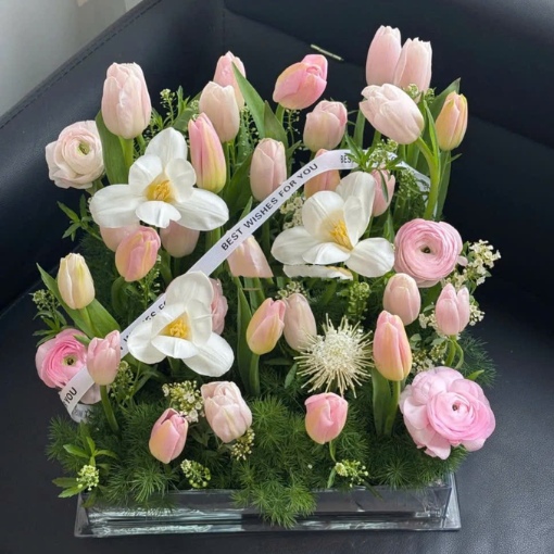 Hộp Hoa Tulip Happy Garden