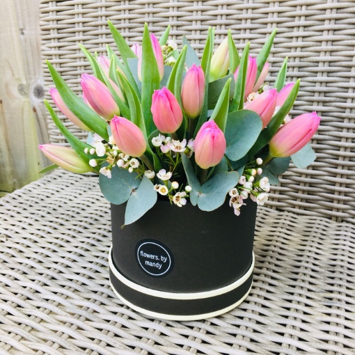 Hộp Hoa Tulip Hồng Món Quà Tinh Tế