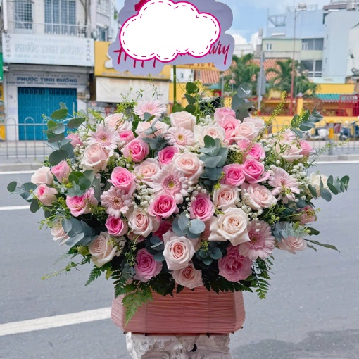 Giỏ Hoa Tặng Sinh Nhật Cho Nữ Hồng Phấn